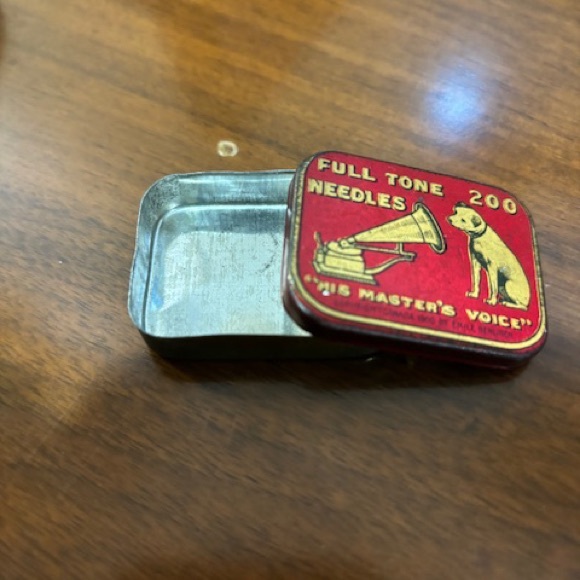 Full Tone Needles Tin - Picture 4 of 5
